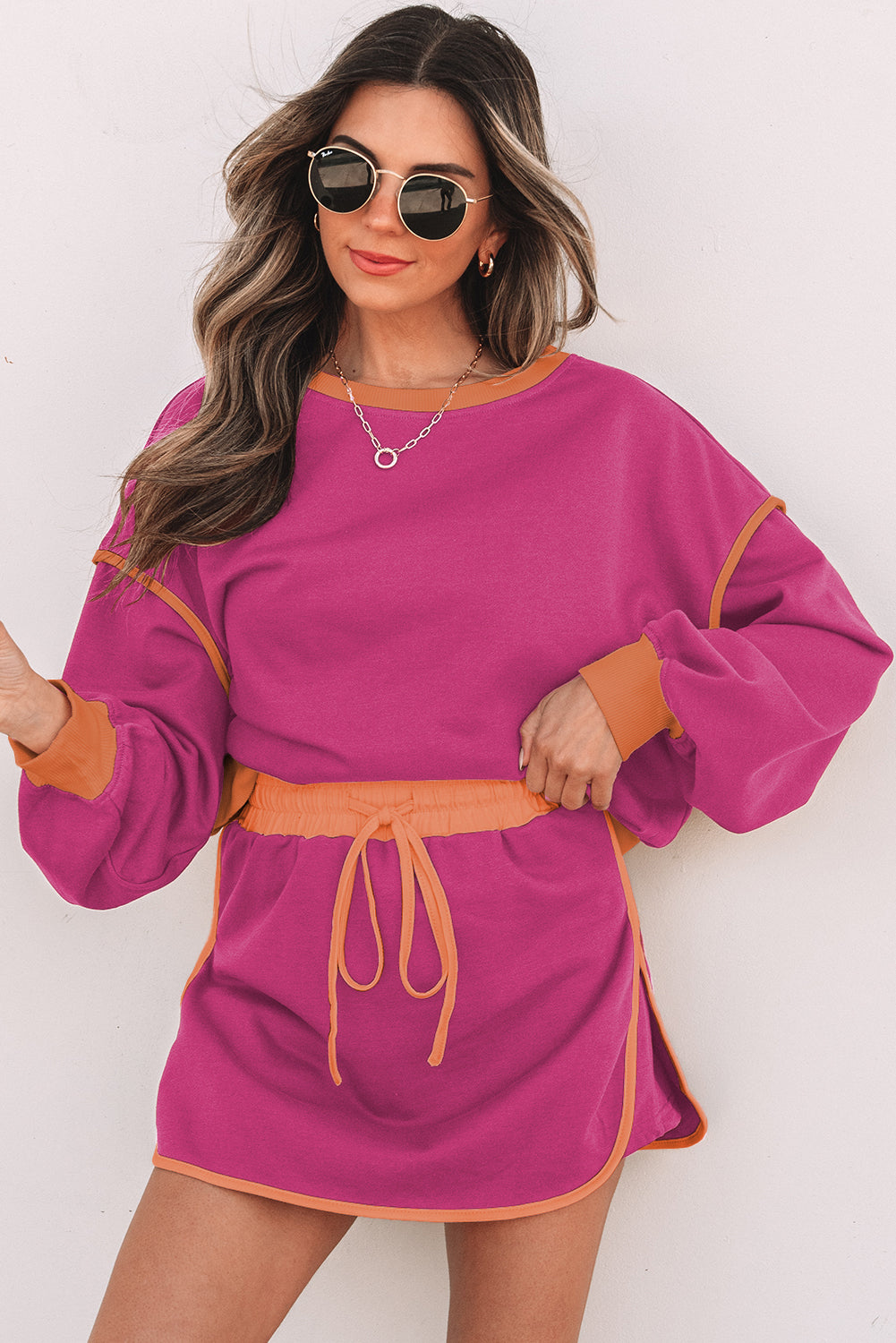Color Contrast Loose Pullover and Lace-up Waist Skort Set